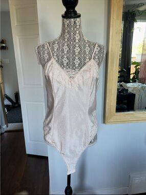 Vintage Coquette Lingerie Lace Trim Low Back Satin Bodysuit Top Blush Pink Large